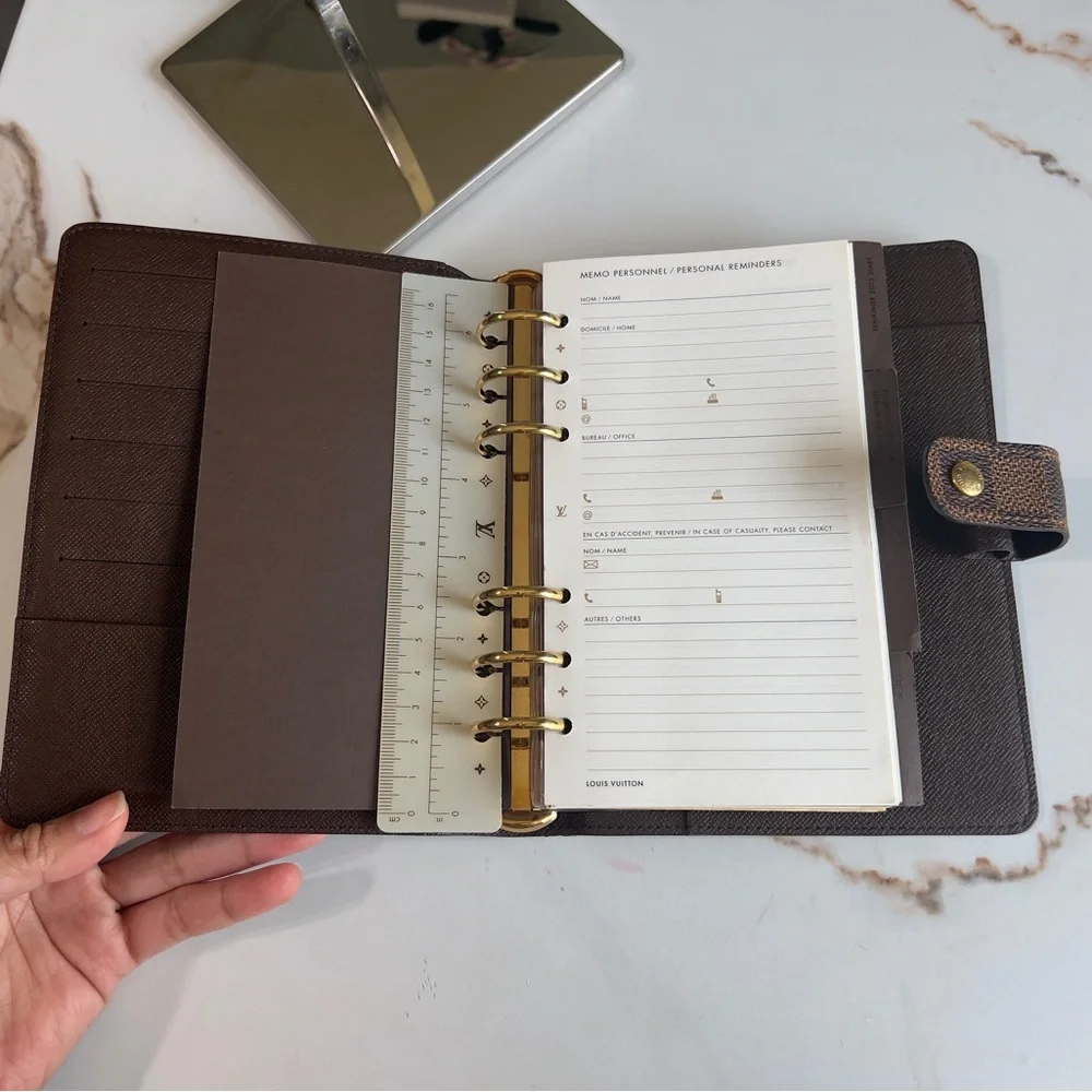 SOLD-Authentic Louis Vuitton Agenda MM Damier Ebene - Picture 10 of 16